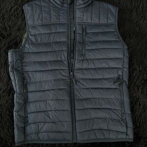 Men's Black Quilted Puffer Vest